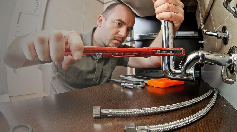 Professional emergency plumbing in Earlville, IA